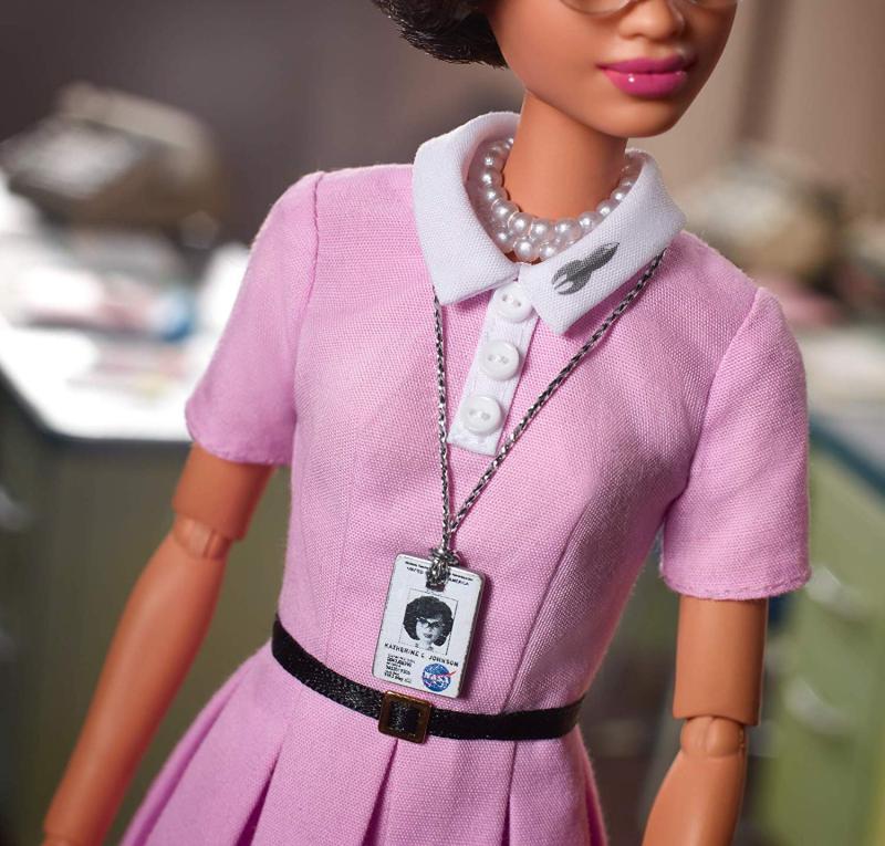 Кэтрин Джонсон / Katherine Johnson от Mattel (около 30 см.)