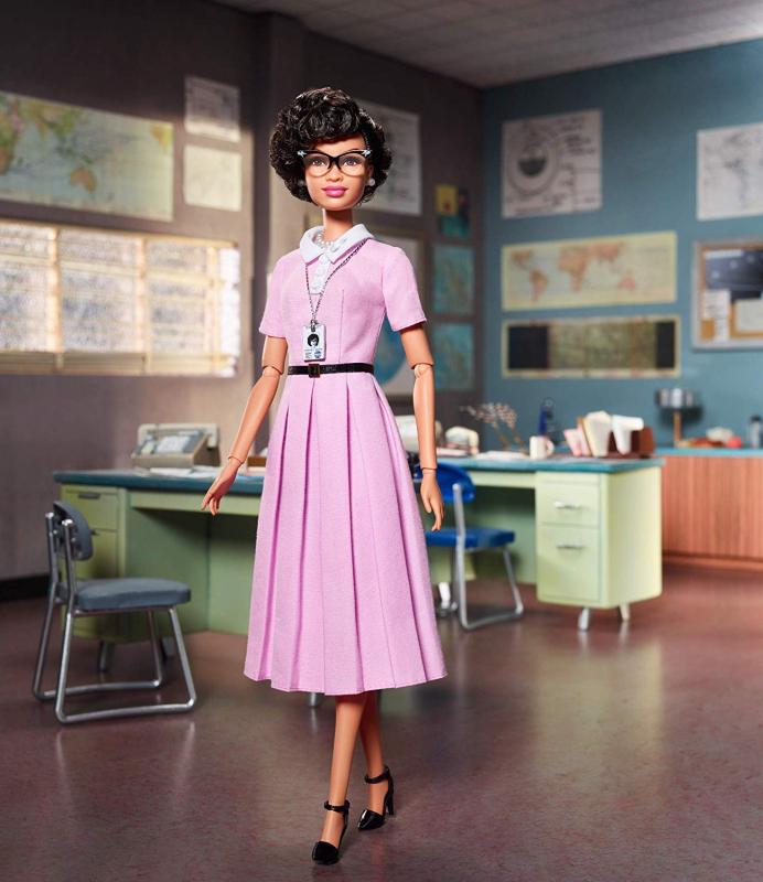 Кэтрин Джонсон / Katherine Johnson от Mattel (около 30 см.)