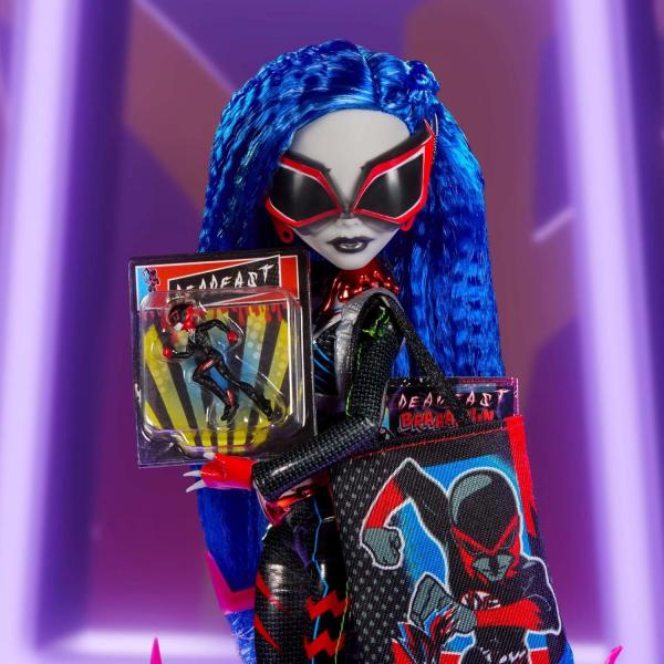 Гулия Йелпс с аксессуарами серии "Deadfast" SDCC (2024г.) от Mattel
