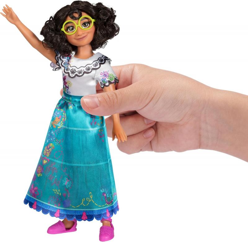 Семья Мадригаль "Энканто" 12 персонажей (до 30 см.) от Jakks